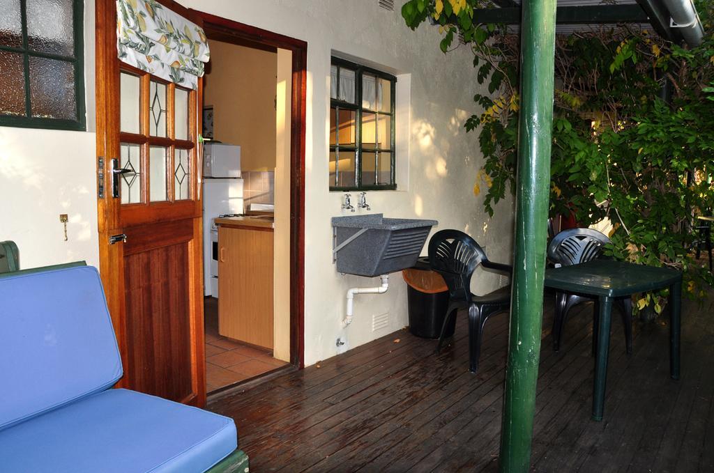 Kierie Kwaak Self Catering Villa Stellenbosch Exterior foto